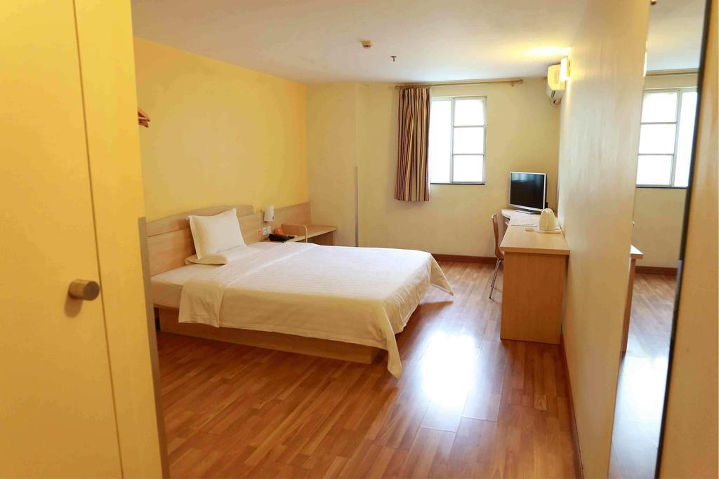 7Days Inn Foshan Zumiao Baihua Plaza Номер фото