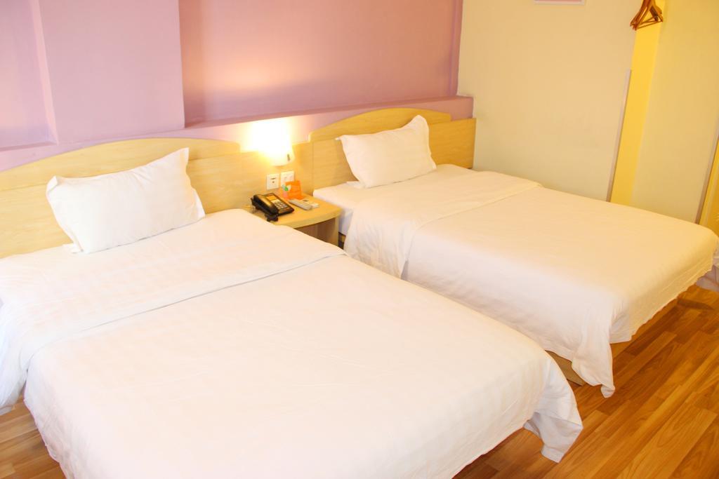 7Days Inn Foshan Zumiao Baihua Plaza Номер фото